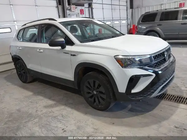 3VV5X7B28RM075940 2024 VOLKSWAGEN TAOS - Image 1
