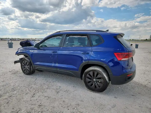 3VV5X7B28RM100285 2024 VOLKSWAGEN TAOS - Image 2