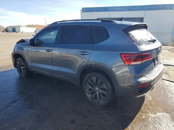 3VV5X7B28RM106314 2024 VOLKSWAGEN TAOS - Image 2