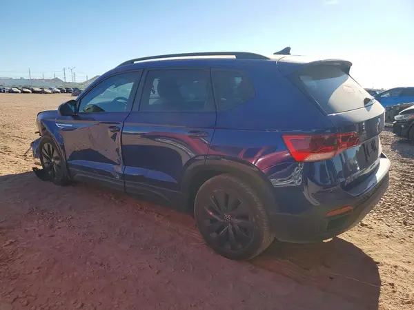 3VV5X7B28RM113182 2024 VOLKSWAGEN TAOS - Image 2