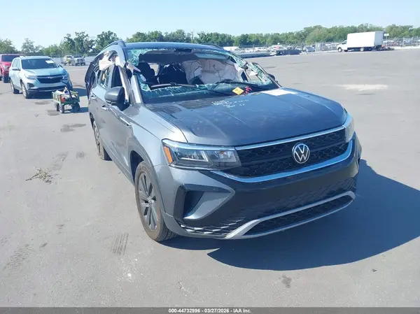 3VV5X7B28RM120553 2024 VOLKSWAGEN TAOS - Image 1