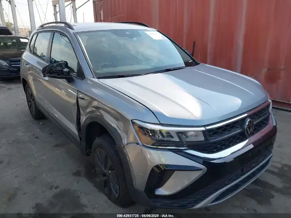 3VV5X7B28RM122237 2024 VOLKSWAGEN TAOS - Image 1