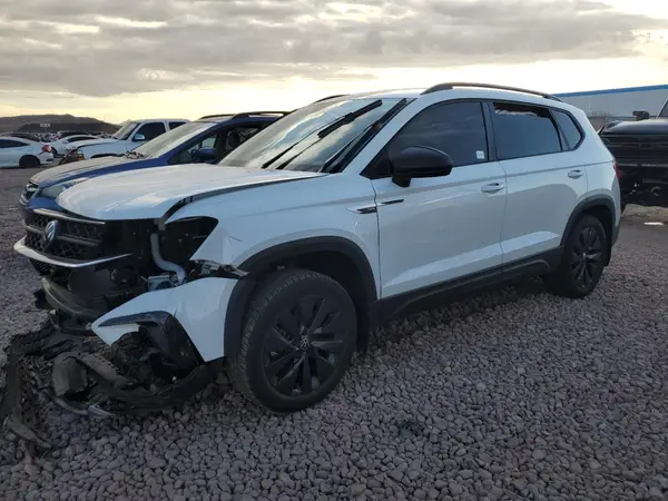 3VV5X7B28RM124411 2024 VOLKSWAGEN TAOS - Image 1