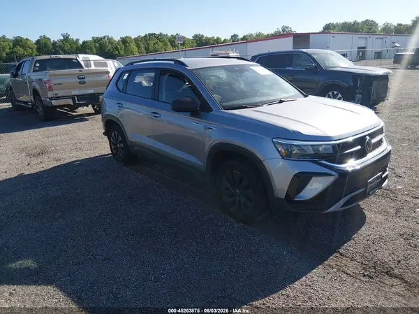 3VV5X7B29RM053378 2024 VOLKSWAGEN TAOS - Image 1