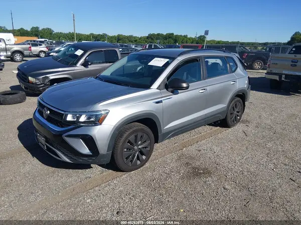 3VV5X7B29RM053378 2024 VOLKSWAGEN TAOS - Image 2