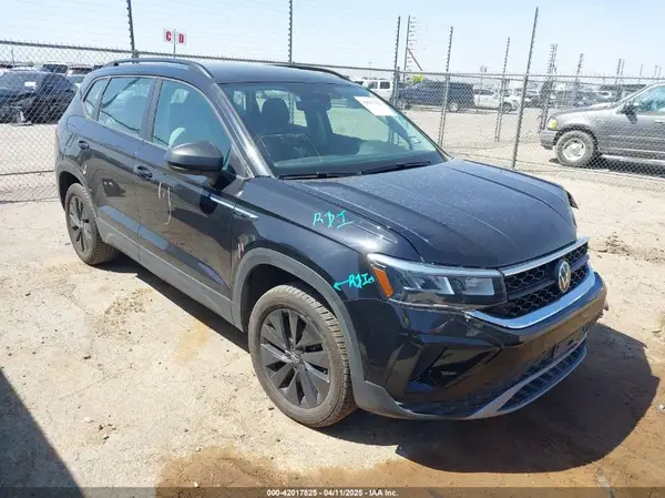 3VV5X7B29RM066308 2024 VOLKSWAGEN TAOS - Image 1