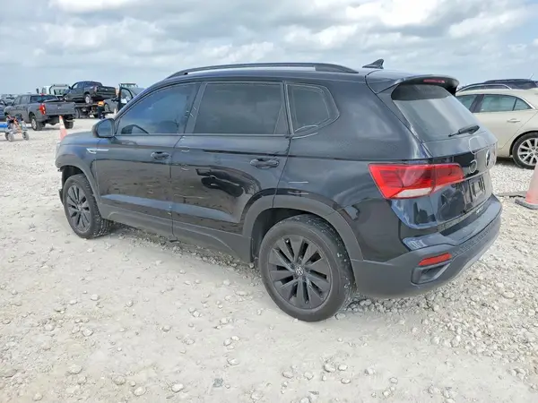 3VV5X7B29RM108203 2024 VOLKSWAGEN TAOS - Image 2