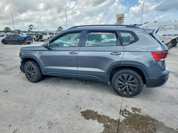 3VV5X7B29RM122246 2024 VOLKSWAGEN TAOS - Image 2