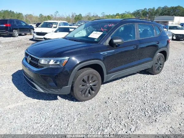 3VV5X7B2XRM007588 2024 VOLKSWAGEN TAOS - Image 2