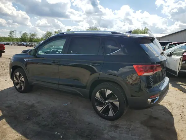 3VV5X7B2XRM072523 2024 VOLKSWAGEN TAOS - Image 2
