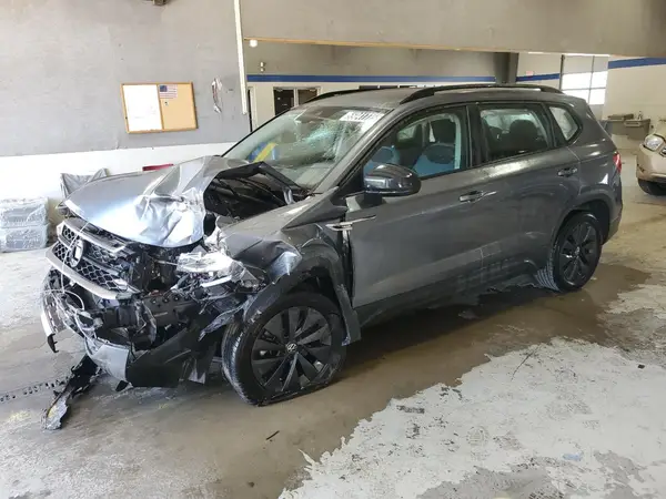 3VV5X7B2XRM073641 2024 VOLKSWAGEN TAOS - Image 1