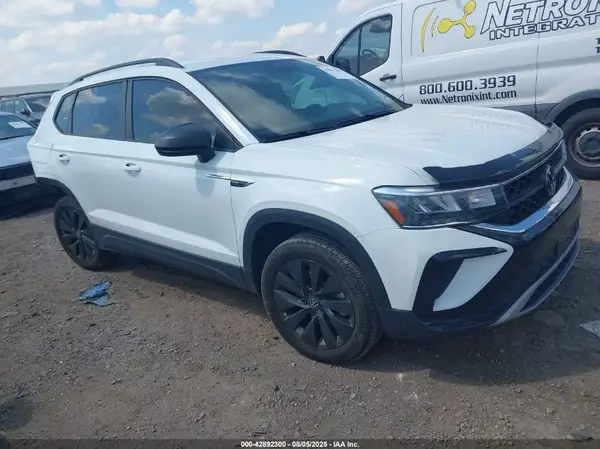3VV5X7B2XRM076734 2024 VOLKSWAGEN TAOS - Image 1