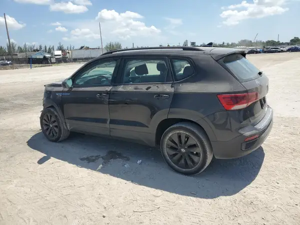 3VV5X7B2XRM114558 2024 VOLKSWAGEN TAOS - Image 2