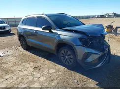 3VV5X7B2XRM130632 2024 VOLKSWAGEN TAOS