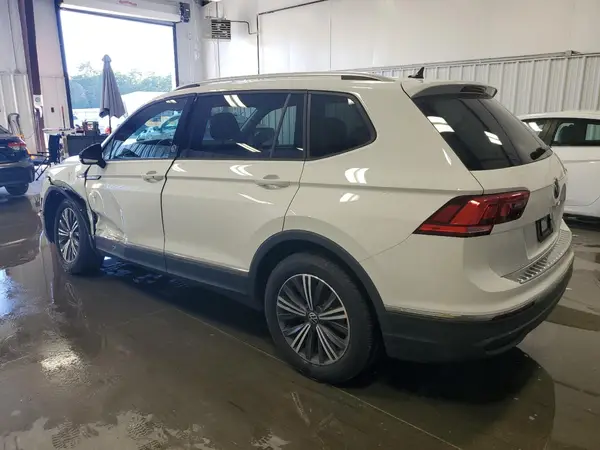 3VV6B7AX0RM225555 2024 VOLKSWAGEN TIGUAN - Image 2