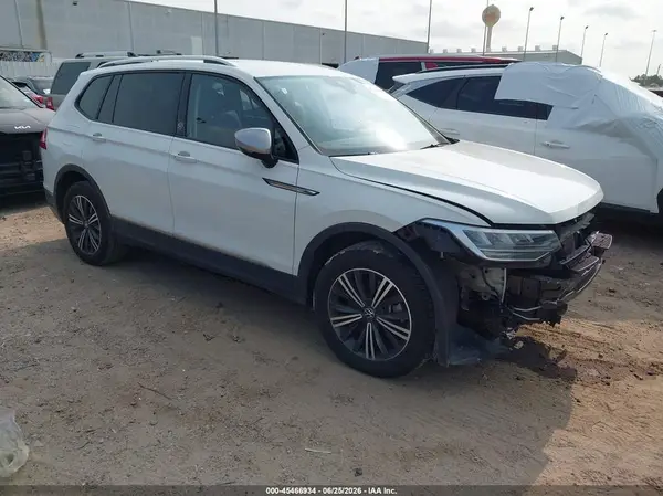 3VV6B7AX2RM224360 2024 VOLKSWAGEN TIGUAN - Image 1