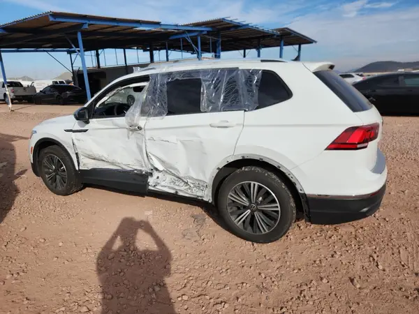 3VV6B7AX4RM229902 2024 VOLKSWAGEN TIGUAN - Image 2