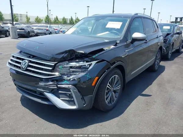 3VV6B7AX5RM225731 2024 VOLKSWAGEN TIGUAN - Image 2