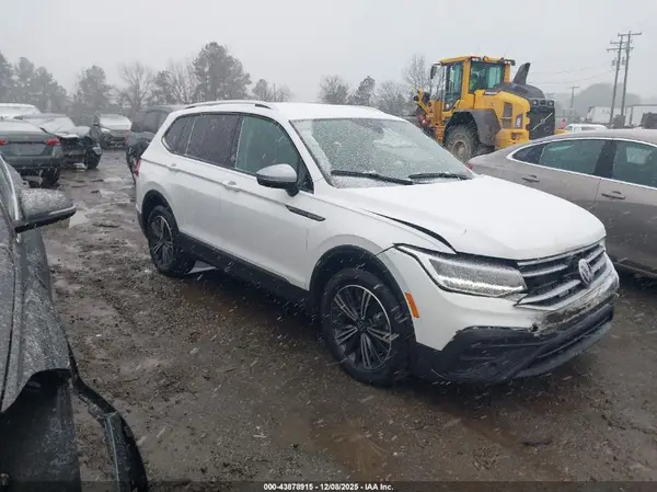 3VV6B7AX7RM228498 2024 VOLKSWAGEN TIGUAN - Image 1