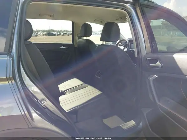 3VV6B7AX8RM224282 2024 VOLKSWAGEN TIGUAN - Image 8