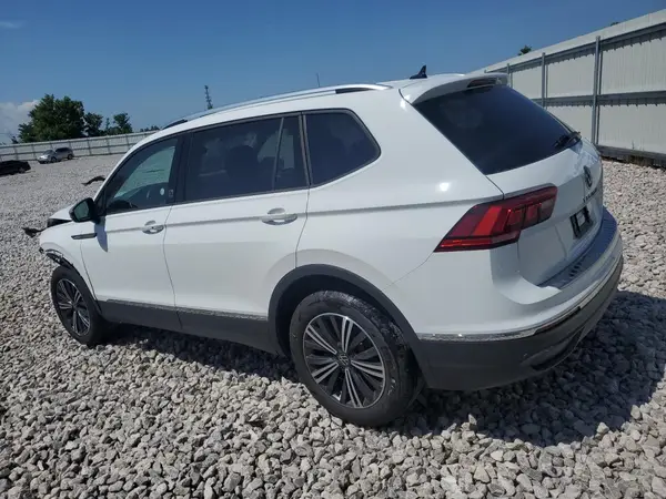 3VV6B7AX9RM208592 2024 VOLKSWAGEN TIGUAN - Image 2