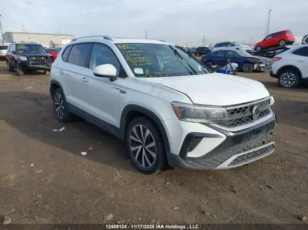 3VV7X7B25PM302281 2023 VOLKSWAGEN TAOS - Image 1