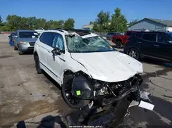 3VV8B7AX0NM080410 2022 VOLKSWAGEN TIGUAN