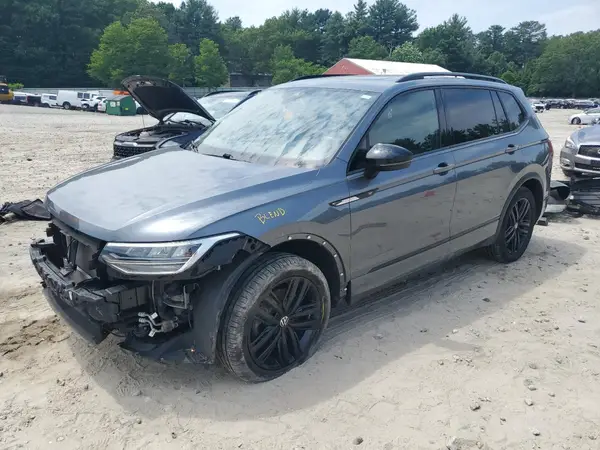 3VV8B7AX0NM091052 2022 VOLKSWAGEN TIGUAN - Image 1