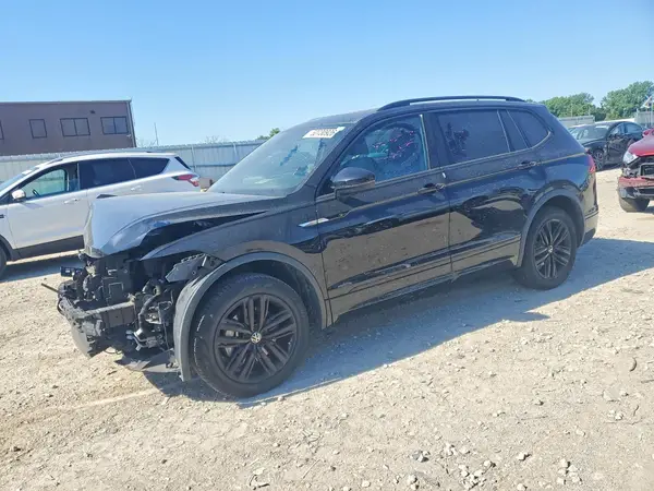 3VV8B7AX0NM117844 2022 VOLKSWAGEN TIGUAN - Image 1