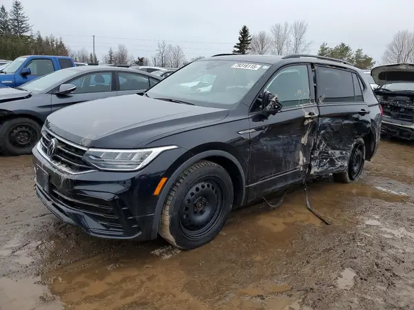 3VV8B7AX0PM081463 2023 VOLKSWAGEN TIGUAN - Image 1