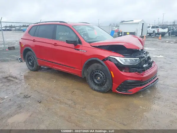 3VV8B7AX0RM009682 2024 VOLKSWAGEN TIGUAN - Image 1