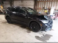 3VV8B7AX1NM081064 2022 VOLKSWAGEN TIGUAN