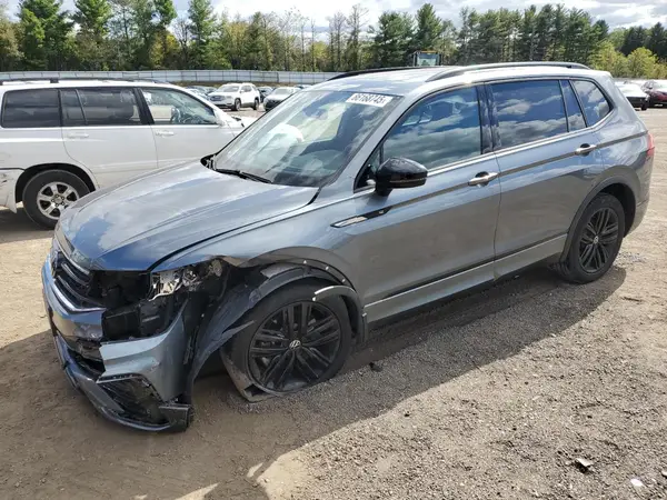 3VV8B7AX1NM158211 2022 VOLKSWAGEN TIGUAN - Image 1