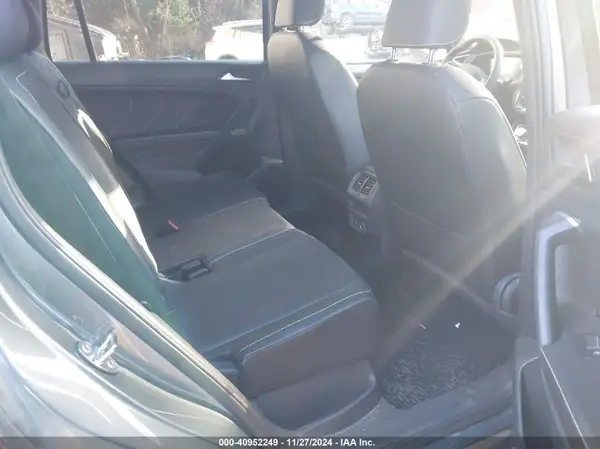 3VV8B7AX1RM031044 2024 VOLKSWAGEN TIGUAN - Image 8