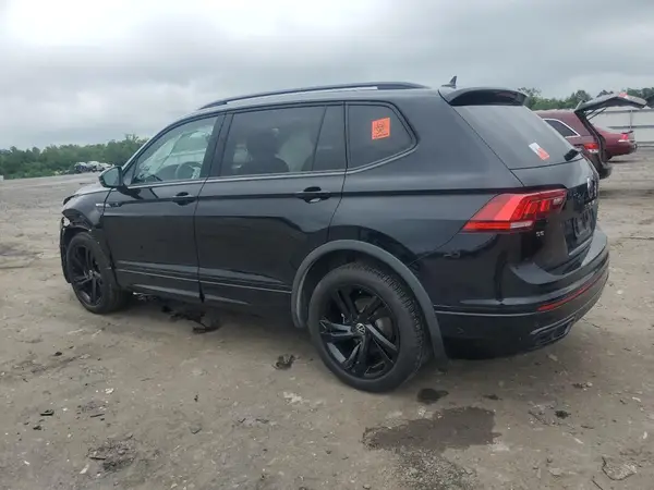 3VV8B7AX1RM108530 2024 VOLKSWAGEN TIGUAN - Image 2