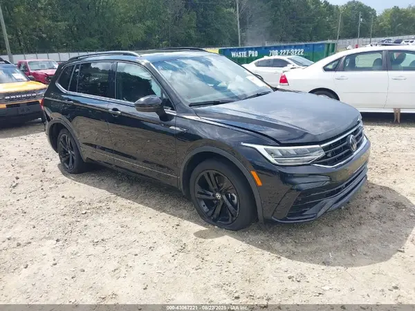 3VV8B7AX1RM147232 2024 VOLKSWAGEN TIGUAN - Image 1