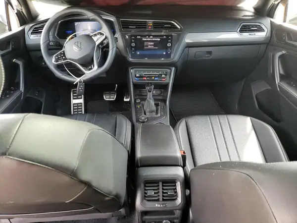 3VV8B7AX2NM051233 2022 VOLKSWAGEN TIGUAN - Image 8