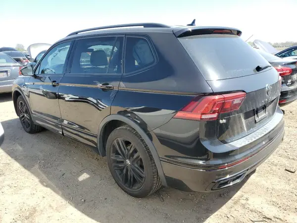 3VV8B7AX2NM107364 2022 VOLKSWAGEN TIGUAN - Image 2