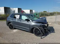 3VV8B7AX2NM163692 2022 VOLKSWAGEN TIGUAN