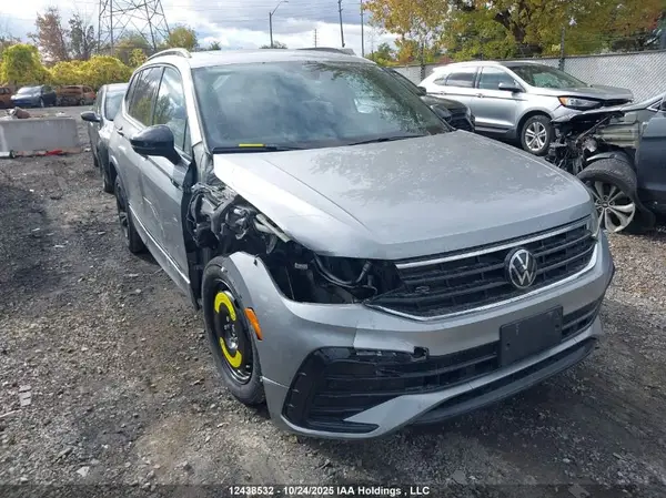 3VV8B7AX2RM051285 2024 VOLKSWAGEN TIGUAN - Image 1