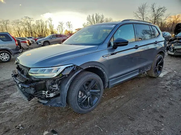 3VV8B7AX2RM060407 2024 VOLKSWAGEN TIGUAN - Image 1