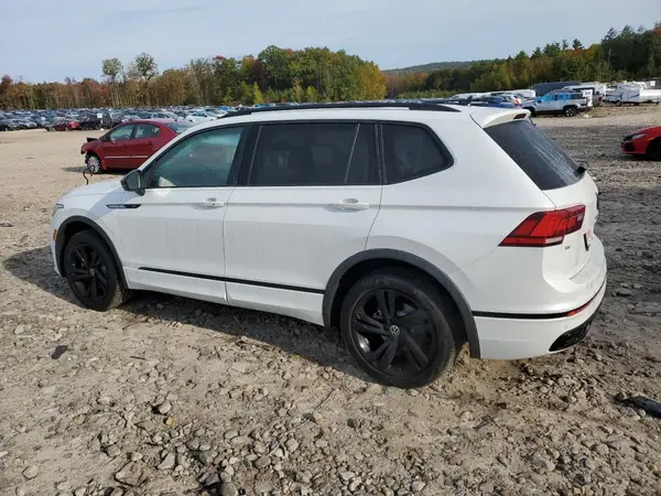 3VV8B7AX2RM141522 2024 VOLKSWAGEN TIGUAN - Image 2