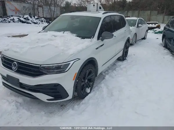 3VV8B7AX2RM204280 2024 VOLKSWAGEN TIGUAN - Image 2