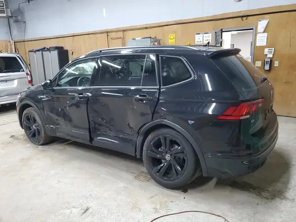 3VV8B7AX2RM216865 2024 VOLKSWAGEN TIGUAN - Image 2