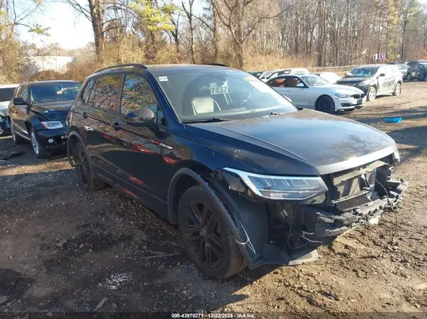 3VV8B7AX3NM047370 2022 VOLKSWAGEN TIGUAN - Image 1