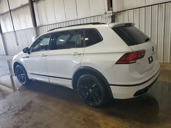 3VV8B7AX3NM092731 2022 VOLKSWAGEN TIGUAN - Image 2