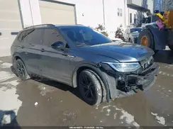 3VV8B7AX3PM135998 2023 VOLKSWAGEN TIGUAN