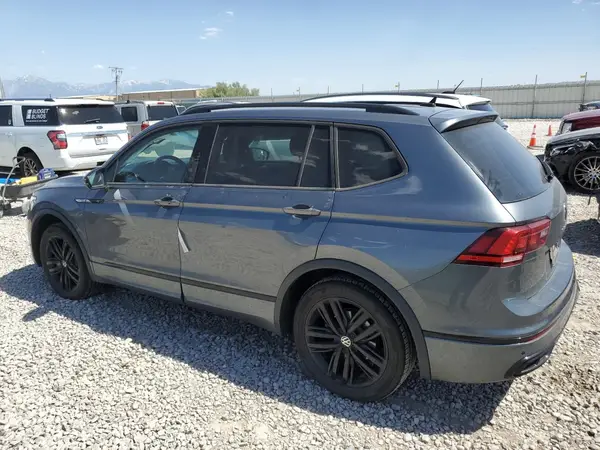 3VV8B7AX4NM110072 2022 VOLKSWAGEN TIGUAN - Image 2
