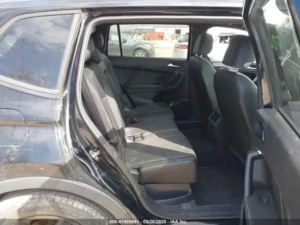 3VV8B7AX4PM019421 2023 VOLKSWAGEN TIGUAN - Image 8