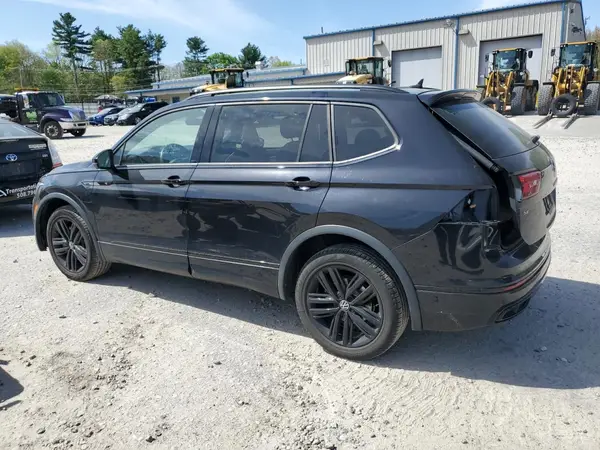 3VV8B7AX5NM086929 2022 VOLKSWAGEN TIGUAN - Image 2